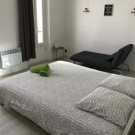 Accostage Vieux-port - & Parking En Option * La Ciotat