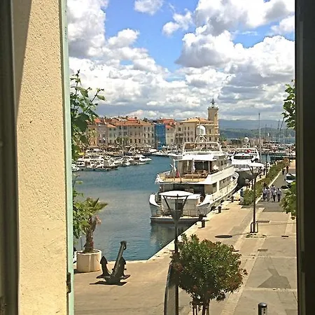 Apartment Accostage Vieux-port - & Parking En Option *
