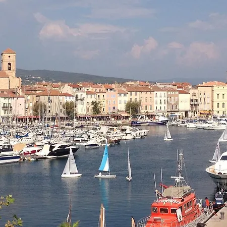 Accostage Vieux-port - & Parking En Option La Ciotat